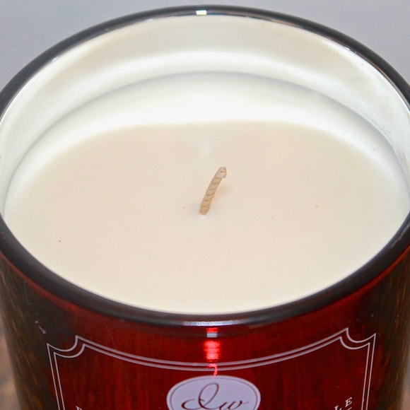 DW HOME CANDLE PEPPERMINT BARK RICHLY SCENTED 1 WICK 9.59oz NEW - Picture 2 of 3